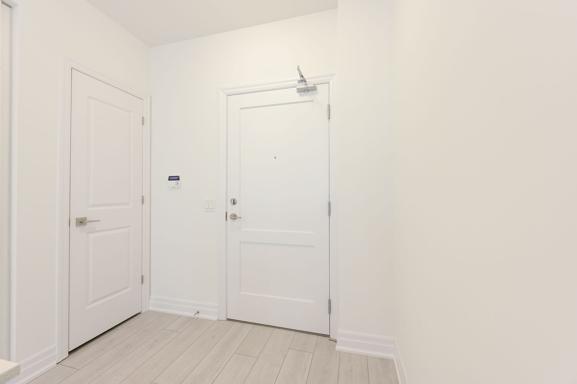 Lobby — 2 Bedroom Condo in Mississauga for $2,500, Mississauga ON