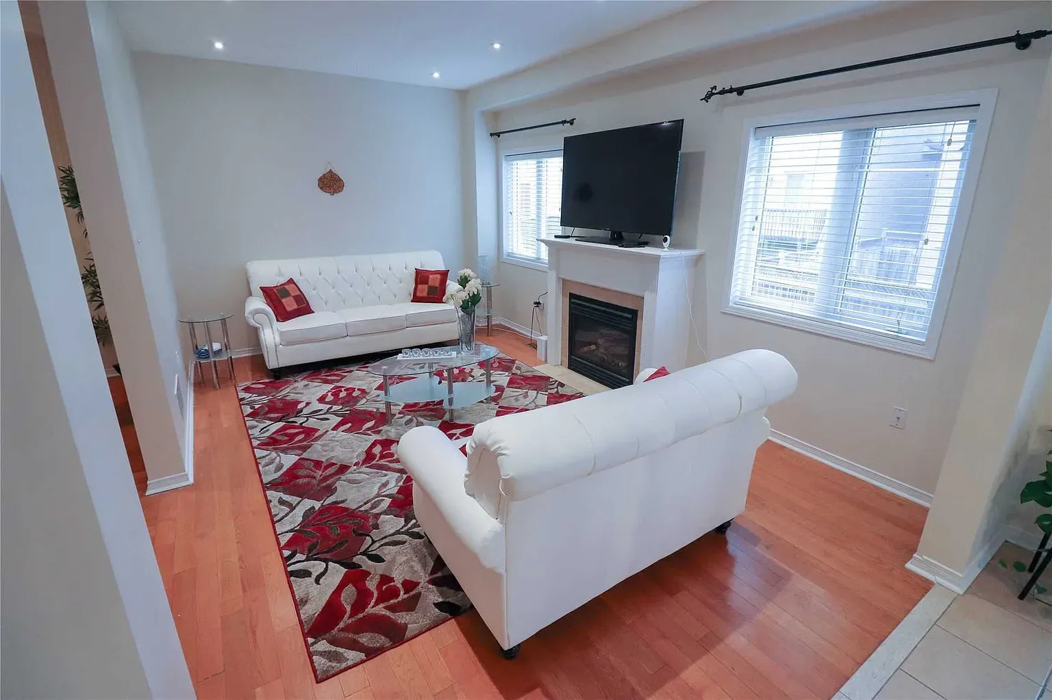 Living Room — 1 Bedroom Private Room in Brampton for $900, Brampton ON