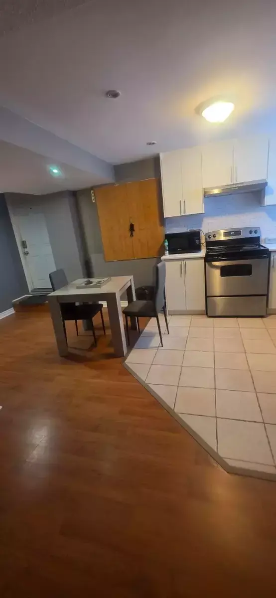 Kitchen — 1 Bedroom Room for Rent in Brampton for $800, Brampton ON