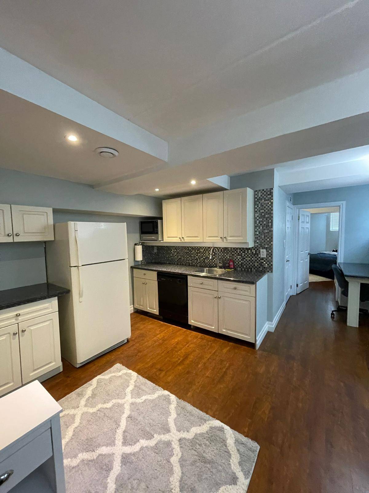 Kitchen — 2004 Horace Duncan Crescent, Oshawa ON